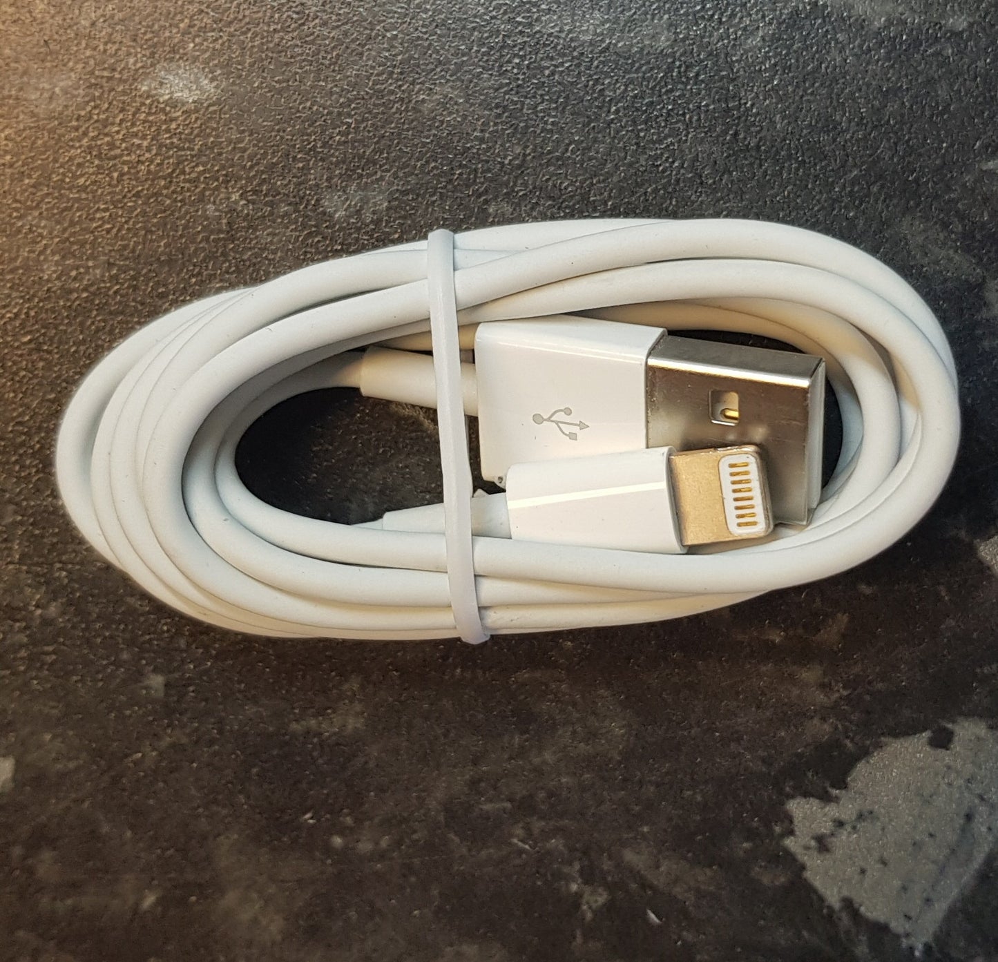 USB Charging Cable For iPhone 1m 8Pin Used Pre-Owned Cable FoneFunShop