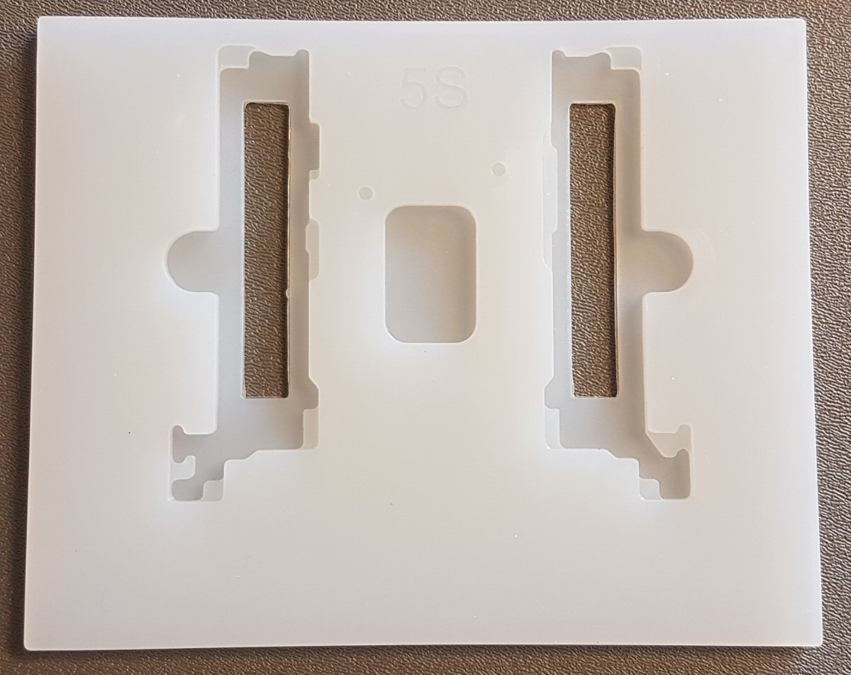 Heat Resistant Logic Board Holder Mat For iPhone 5s FoneFunShop