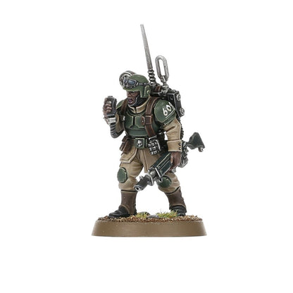 Warhammer 40,000: Astra Militarum: Cadian Shock Troops (47-33) Warhammer 40,000 FoneFunShop
